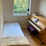 Σπίτι διακοπών Architect-Designed Retreat In Private Woods *