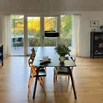 Architect-Designed Retreat In Private Woods Σπίτι διακοπών *