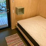 Σπίτι διακοπών Architect-Designed Retreat In Private Woods Give