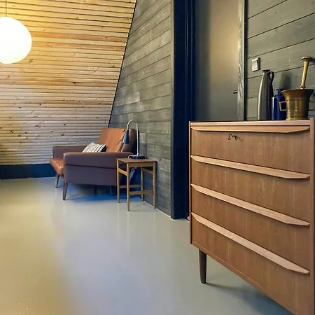 Architect-designed Retreat In Private Woods Prázdninový dům Give