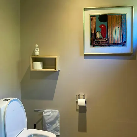 Nyaraló Architect-designed Retreat In Private Woods *