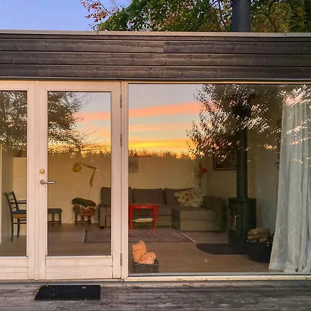 Architect-designed Retreat In Private Woods Nyaraló *